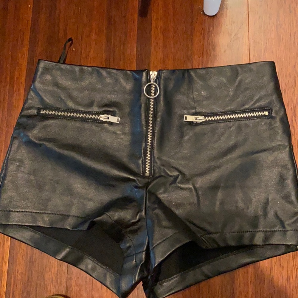 Faux leather F21 shorts with silver details Size M